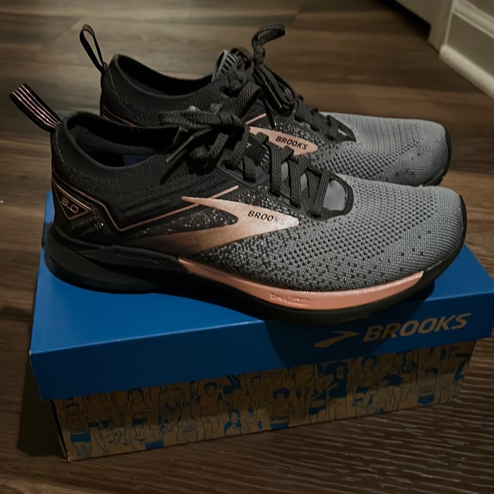 Brooks Riochet 3